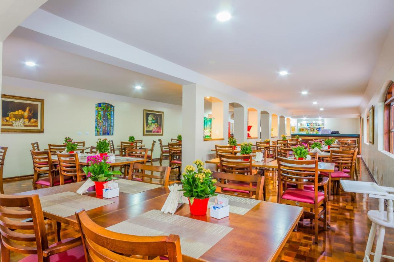 Hotel Euro Suite Campos Do Jordao By Nacional Inn - A 800 Metros Da Vila Capivari Exteriör bild