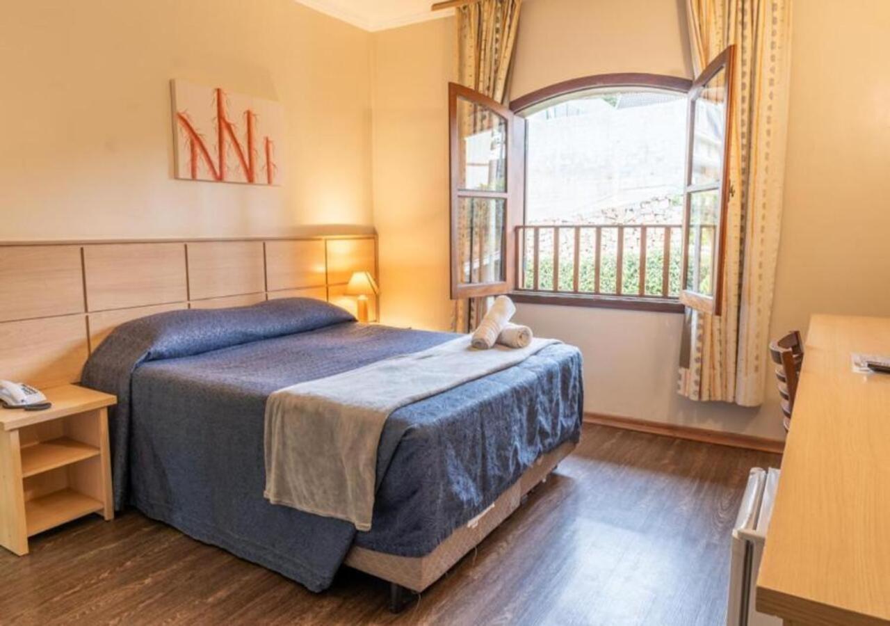 Hotel Euro Suite Campos Do Jordao By Nacional Inn - A 800 Metros Da Vila Capivari Exteriör bild